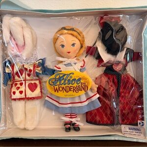 Madame Alexander Alice in Wonderland Plush Doll Set Queen & Rabbit outfits NWT